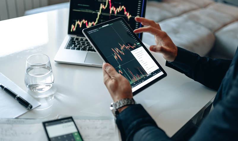 Cara memilih saham
